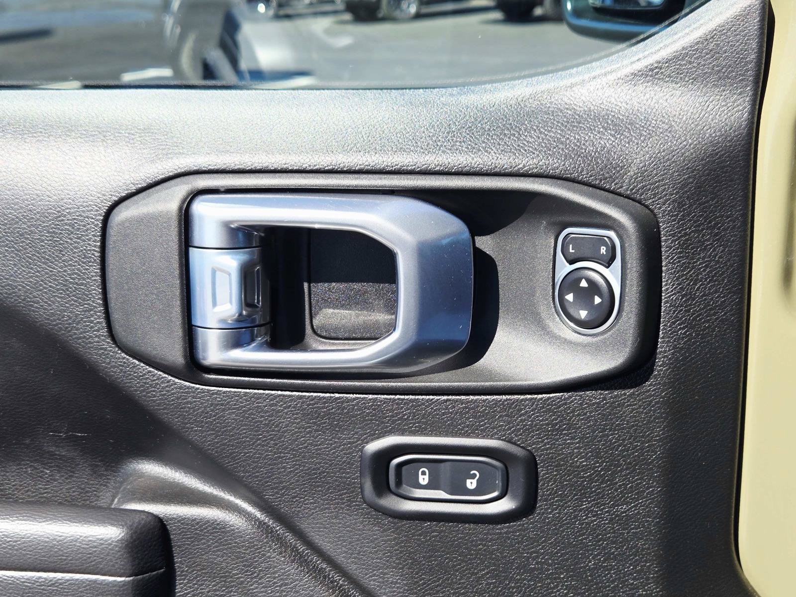 Used 2026 Jeep Wrangler Unlimited Sport AWD/4WD image 36