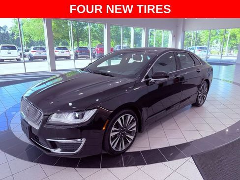Used 2017 Lincoln MKZ Reserve w/ Climate Package image 3
