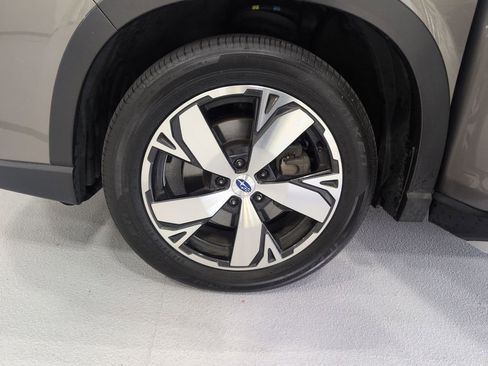 Used 2019 Subaru Forester Touring AWD/4WD image 27