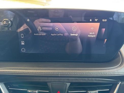 Used 2024 Buick Encore GX Sport Touring image 18