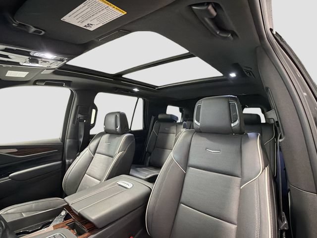 Certified 2023 Cadillac Escalade Premium Luxury w/ LPO, Floor Liner Package AWD/4WD image 20