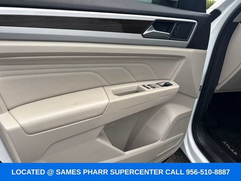 Used 2022 Volkswagen Atlas SE FWD image 15