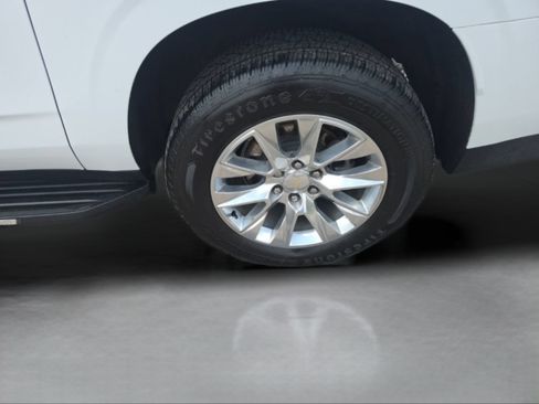 Used 2022 Chevrolet Suburban Premier AWD/4WD image 15