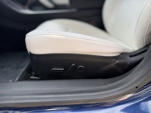 Used 2021 Tesla Model 3 Standard Range Plus image 27