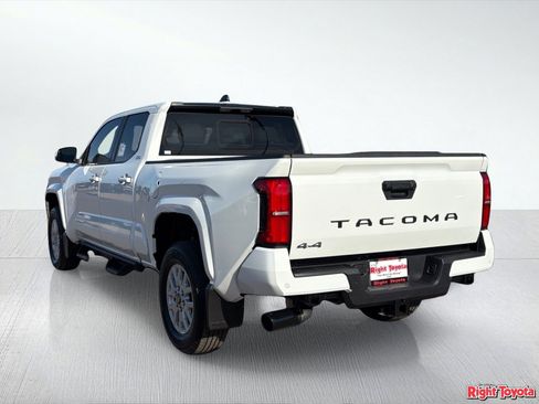 New 2026 Toyota Tacoma SR5 AWD/4WD image 4