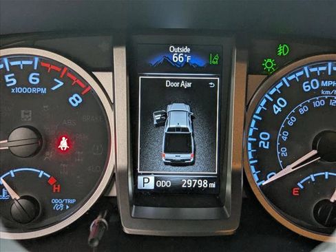 Certified 2023 Toyota Tacoma SR5 image 11