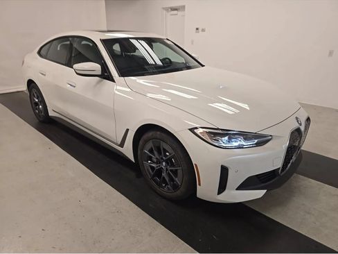Used 2023 BMW i4 eDrive35 RWD image 4
