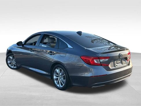 Used 2018 Honda Accord LX image 5