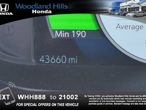 Used 2020 Chevrolet Bolt Premier w/ Infotainment Package FWD image 14