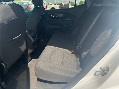 Used 2021 GMC Terrain SLE image 28