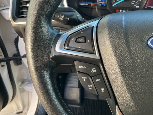 Used 2019 Ford Edge SEL w/ Equipment Group 201A image 10