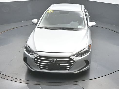Used 2018 Hyundai Elantra SE w/ Cargo Package image 39