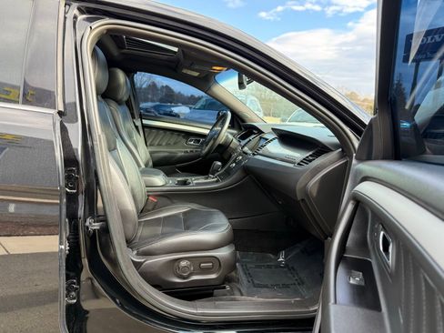 Used 2018 Ford Taurus SEL w/ Equipment Group 201A image 25