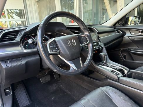 Used 2018 Honda Civic EX-L image 27