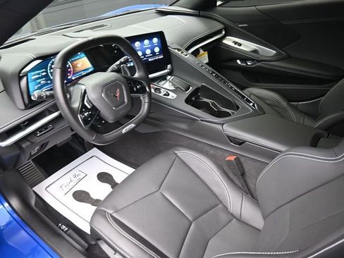 Used 2023 Chevrolet Corvette Z06 RWD image 17