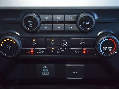 Used 2023 Ford F250 XLT w/ XLT Premium Package image 33