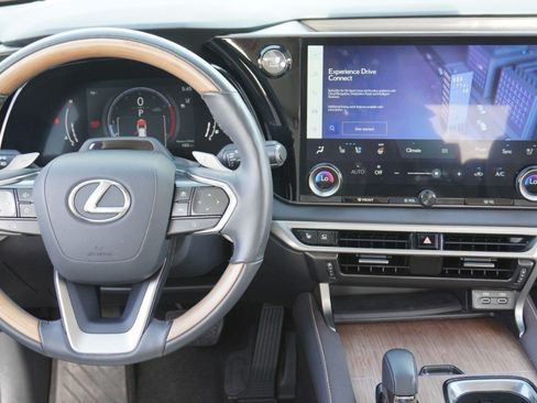 Certified 2024 Lexus RX 350 FWD w/ Convenience Package image 31