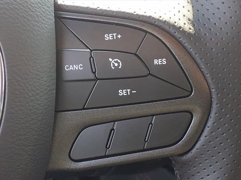 Used 2025 Dodge Durango GT image 11