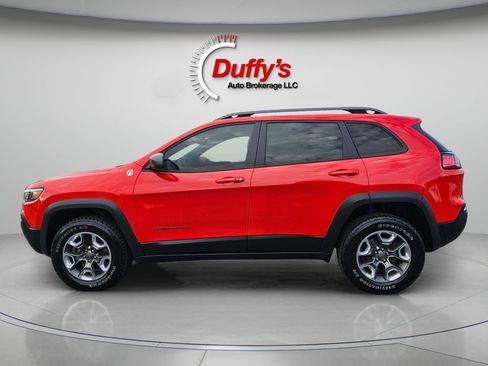 Used 2019 Jeep Cherokee Trailhawk w/ Comfort/Convenience Group image 14