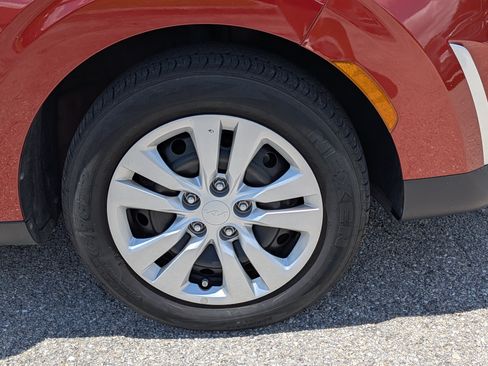 Used 2023 Kia Soul LX FWD image 11