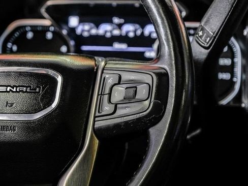 Used 2021 GMC Sierra 2500 Denali w/ Denali Ultimate Package image 17