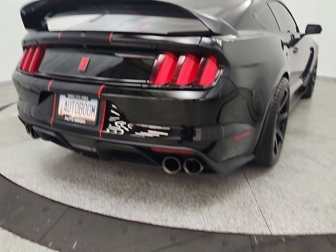 Used 2017 Ford Mustang Shelby GT350R w/ GT350R Equipment Group 920A RWD image 71
