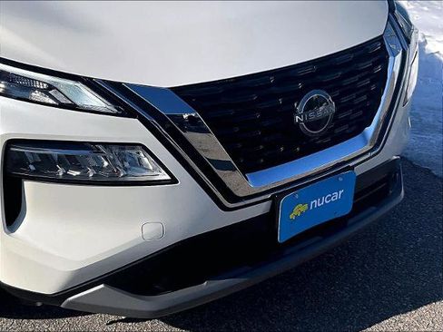 Used 2023 Nissan Rogue SV image 30
