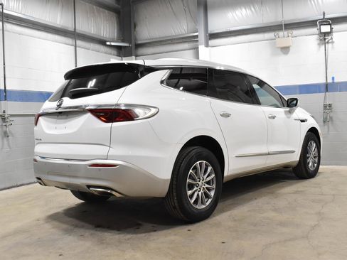 Used 2023 Buick Enclave Essence w/ LPO, Floor Liner Package FWD image 30