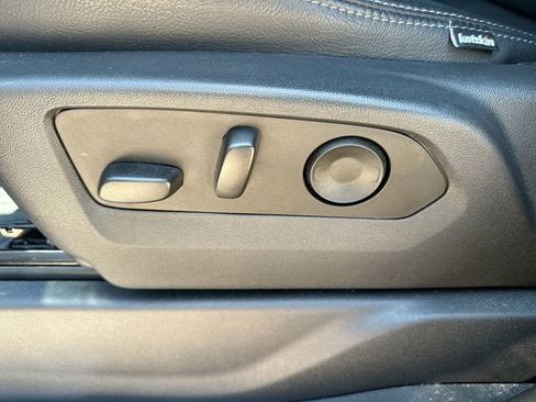 Used 2024 Chevrolet Silverado 1500 LT Trail Boss w/ Protection Package image 12