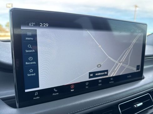 Used 2021 Lincoln Nautilus Reserve w/ Equipment Group 201A image 3