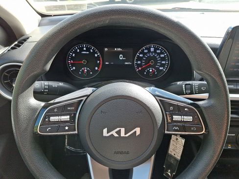 Used 2024 Kia Forte LXS image 18