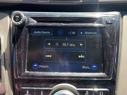 Used 2015 Honda Odyssey EX-L image 15