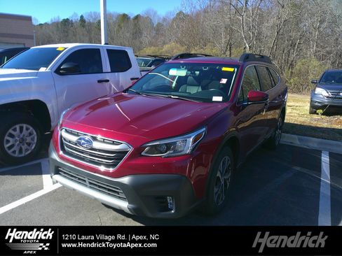 Used 2022 Subaru Outback Limited image 1