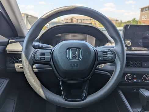 Used 2025 Honda Accord LX image 15