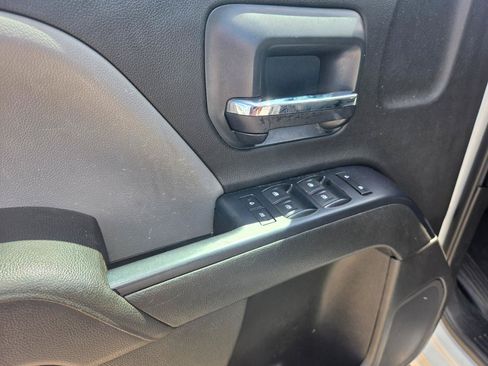 Used 2017 Chevrolet Silverado 2500 W/T RWD image 11