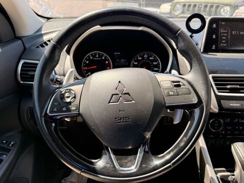 Used 2019 Mitsubishi Eclipse Cross SEL image 17