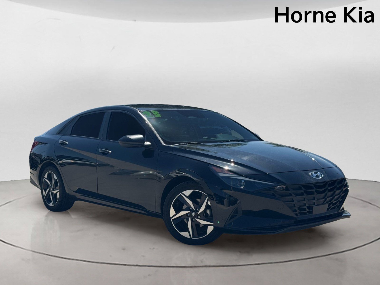 Used 2023 Hyundai Elantra SEL w/ Convenience Package FWD image 2