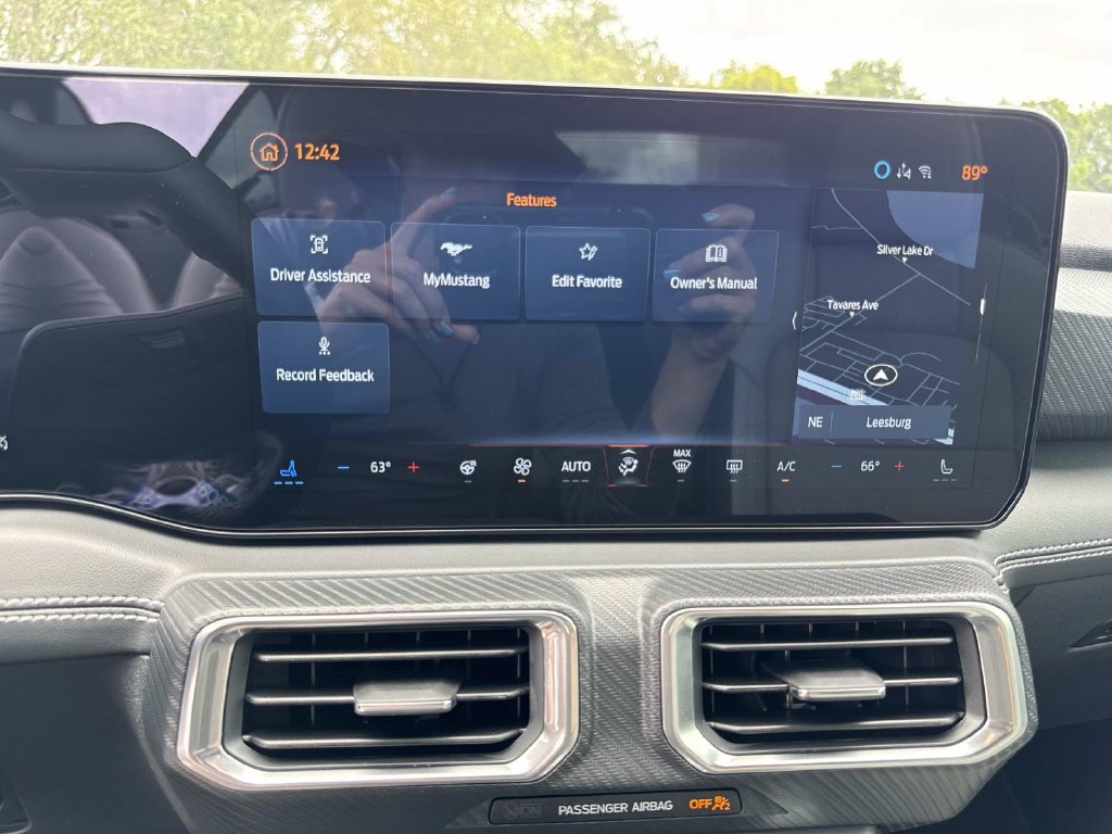 Used 2025 Ford Mustang Premium RWD image 19