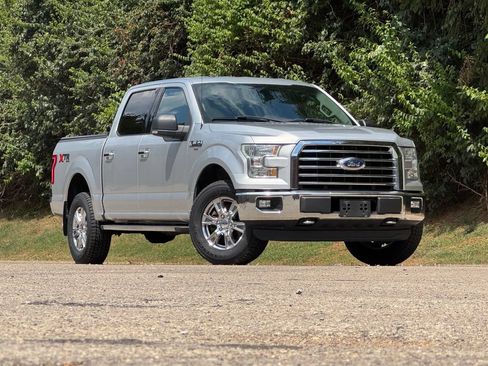 Used 2016 Ford F150 XLT w/ Equipment Group 302A Luxury AWD/4WD image 2