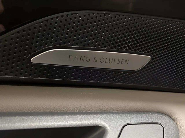 Used 2025 Audi Q5 Premium Plus AWD/4WD image 31