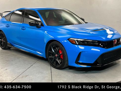 Used 2025 Honda Civic Type R image 7