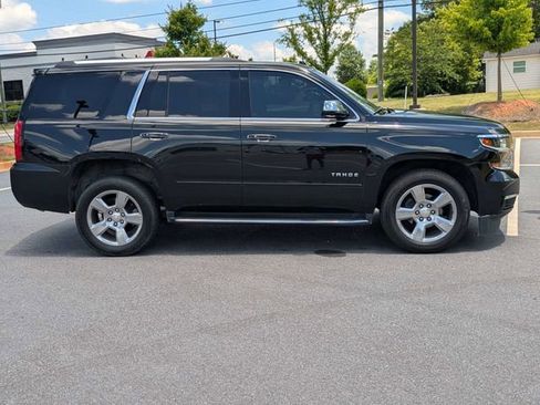 Used 2020 Chevrolet Tahoe Premier RWD image 3