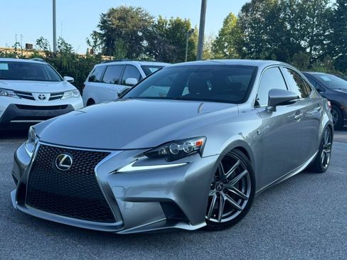 Used 2015 Lexus IS 350 w/ F-Sport Package RWD image 4