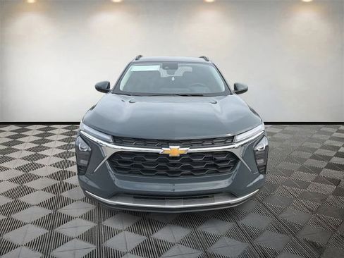 New 2026 Chevrolet Trax LT w/ Driver Confidence Package image 2