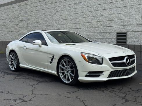 Used 2014 Mercedes-Benz SL 550 w/ Sport Wheel Package image 38