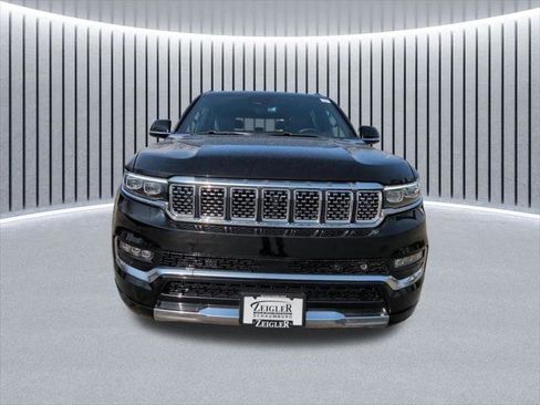 Certified 2023 Jeep Grand Wagoneer Series III AWD/4WD image 18