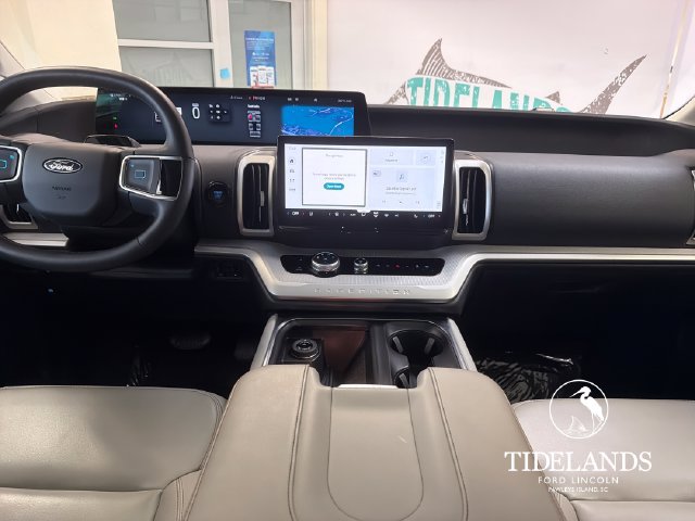 Certified 2025 Ford Expedition Active RWD image 22