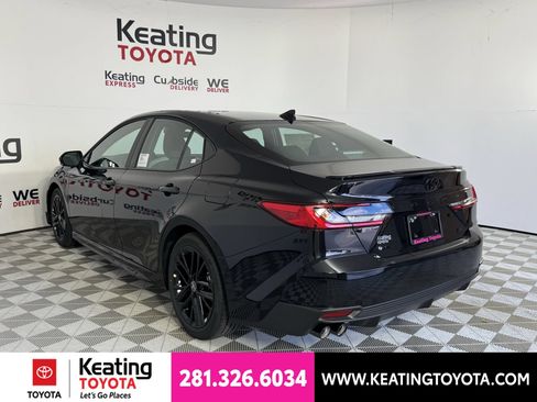 New 2026 Toyota Camry SE w/ Convenience Package FWD image 10