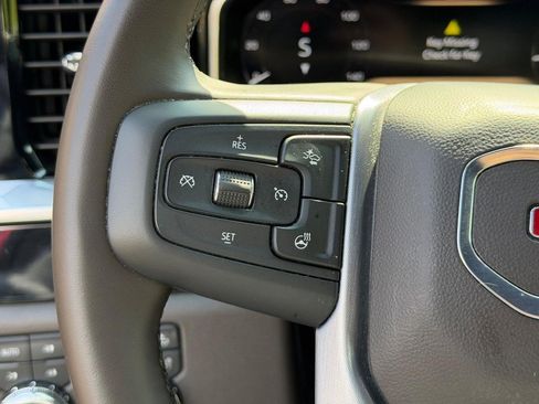 Used 2026 GMC Sierra 2500 SLT w/ SLT Premium Package image 19