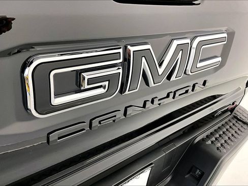Used 2026 GMC Canyon AT4 w/ Nightfall Essentials Package AWD/4WD image 31